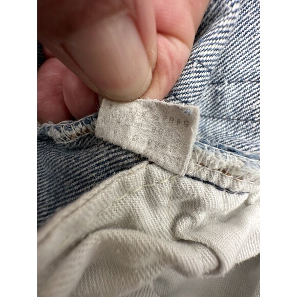 Vintage Levi’s Made USA Childrens Cut Off Denim Distressed Shorts size 24 kids‎ - Picture 9 of 11